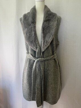 Francesca's Heather Gray Knit Sweater Vest w/Faux Fur Collar NWT